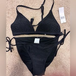 Black bikini